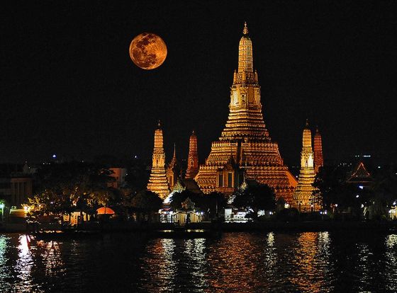 Wat arun templo en tailandia